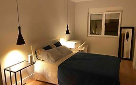 Quarto De Casal Close To Lisbon Flat Equipado